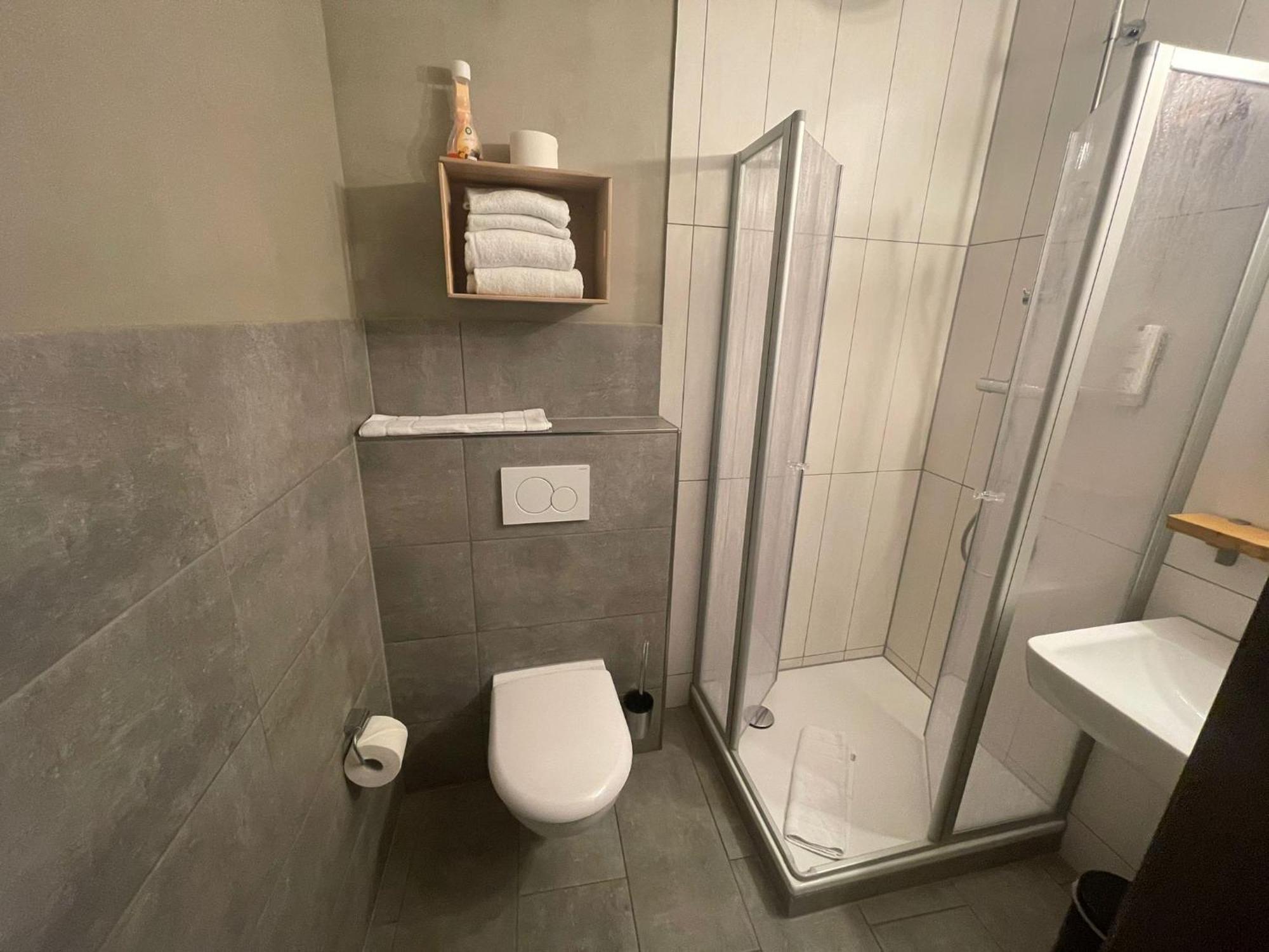 Zentrales Kobytinyhaus City Apartment Herford,Wlan,Parkplatz Luaran gambar
