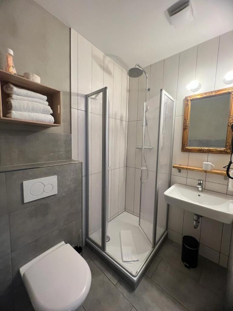 Zentrales Kobytinyhaus City Apartment Herford,Wlan,Parkplatz Luaran gambar